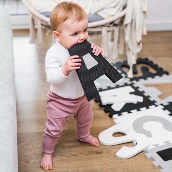 BabyOno penová podložka - písmená 10ks, sivá