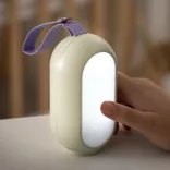 ClevaMama zariadenie na podporu spánku s reiki zvukmi, ružovým šumom a náladovým osvetlením