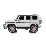 Chipolino Mercedes AMG G63 elektrické auto s 2 sedadlami – biela koža