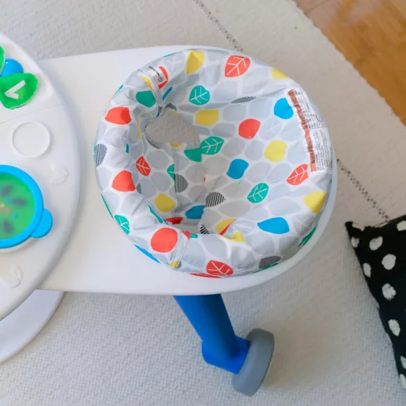 Baby Einstein Aktívne centrum 4 v 1 Around We Grow™, od 6 mesiacov do 11 kg