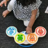 Baby Einstein Drevená hračka, Magic Touch bubon, 6 mesiacov+