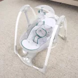 INGENUITY Vibračné hojdacie kreslo s melódiami, Nash 2v1, od 0 mesiacov, do 9 kg, 2019