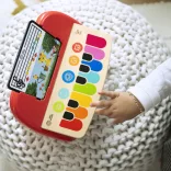 Baby Einstein Detský drevený hudobný klavír Cal’s First Melodies Magic Touch HAPE od 6 mesiacov