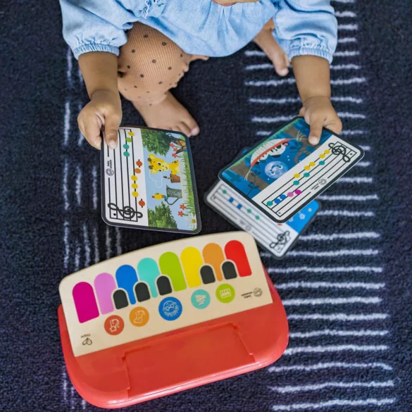 Baby Einstein Detský drevený hudobný klavír Cal’s First Melodies Magic Touch HAPE od 6 mesiacov