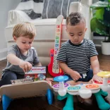 Baby Einstein Drevená hudobná hračka gitara Together in Tune Guitar™ Connected Magic Touch™ HAPE - 6 mesiacov+