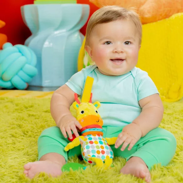 Bright Starts Hračka s melódiami na C-krúžku, žiraf, Pull Play & Boogie™, od 0 mesiacov