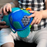 Baby Einstein Aktívna hračka s korytnačkou na C-krúžku Neptune’s Sensory Sidekick™, od 0 mesiacov