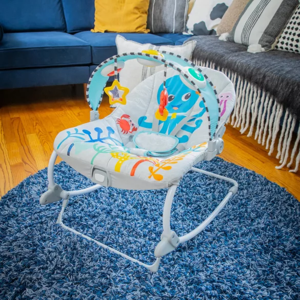 Baby Einstein Hudobné vibračné kresielko Kick to It Opus do 18 kg