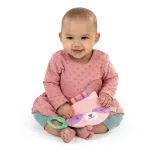 INGENUITY Crinklet™ senzorická hračka C krúžok medvedík Deni 0m+