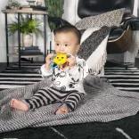 Baby Einstein Hryzátko s hrkálkou Soothing Star bez BPA - od 0 mesiacov