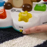 Baby Einstein Hudobná rozvojová hračka Drum & Learn Dean™ – od 6 mesiacov