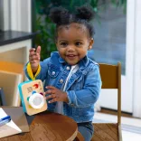 Baby Einstein Interaktív hračka s hudbou a fotoaparátom HAPE – od 6 mesiacov