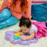 Disney Baby Vodná hracia podložka The Little Mermaid Sea Treasures™ 37x45 cm - 0m+