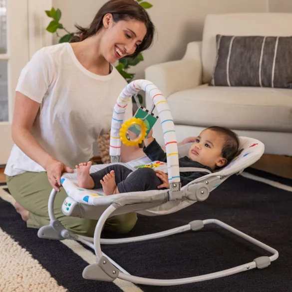 Baby Einstein Hudobné vibračné kresielko Dean's Discovery Spot™ od 0 mesiacov do 9 kg
