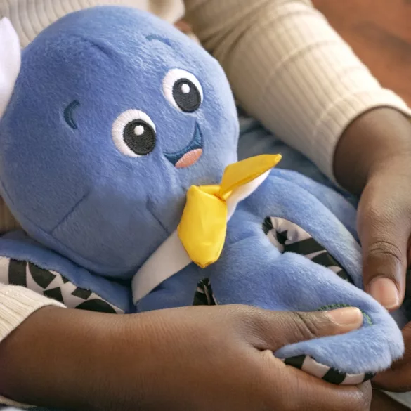 Baby Einstein Hudobná hračka chobotnica Octoplush™ 3 mesiace+