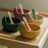 Petite&Mars Silikónová miska s prísavkou, Take&Match, Misty Green, od 6 mesiacov