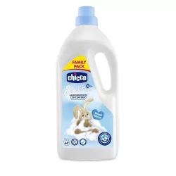   Chicco Aviváž s vôňou púdru, 1,5 litra Sensitive – púder biela