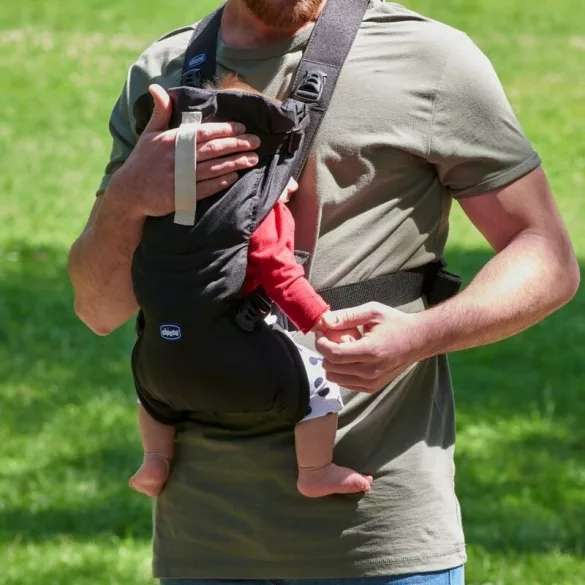 Chicco Easy Fit detský nosič do 9 kg so širokou sedacou plochou