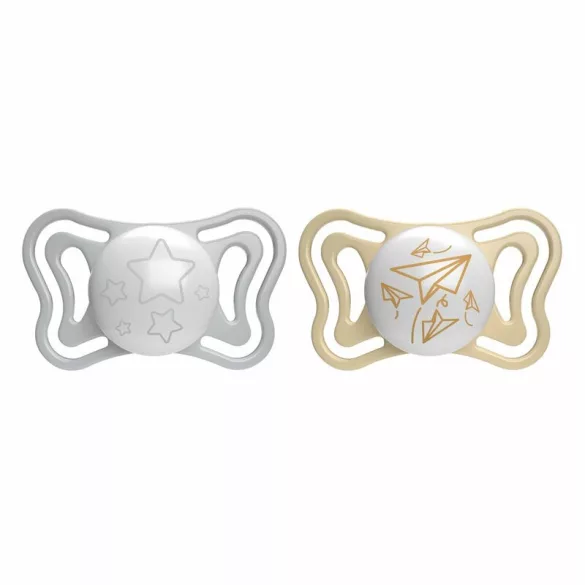 Chicco Physio Forma® Light Glow 6–16 mesiacov nočné cumlíky 2 ks s fosforeskujúcim okrajom – nočné