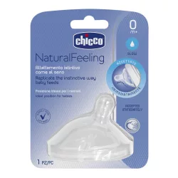   Chicco NaturalFeeling 1 ks šikmý cumlík, normálny prietok