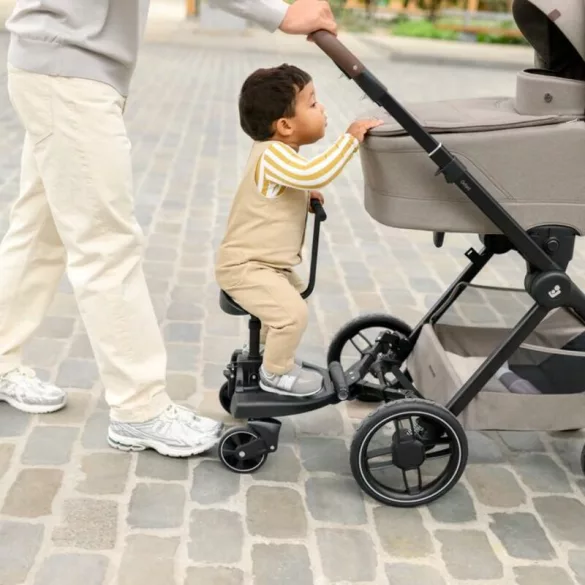 Maxi-Cosi Hop-On Board – sedadlo pre súrodenca k kočíkom Maxi-Cosi pre deti od 10 do 22 kg s odpruženými kolesami