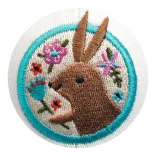 Djeco Little Big room Baseballová čiapka s výšivkou odvážneho zajaca – Rabbit