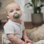 Canpol babies Sada symetrických silikónových cumlíkov, 0–6 mesiacov, 2 ks, MOUNTAINS – zelená