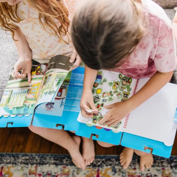 Melissa & Doug kreatívna hra, zošit s opakovane použiteľnými nálepkami, Paw Patrol – Zátoka dobrodružstiev
