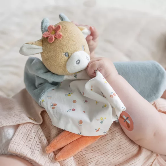 Nattou plyšová hračka na spanie Mila, Zoe a Lana – Mila, teľátko