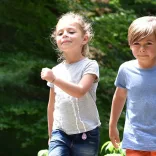 Tickless Kid ultrazvukový odpudzovač kliešťov pre bábätká a malé deti – ružový