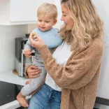 BabyOno Zásterka, plastová, mäkká, nastaviteľná, svetlo modrá, 835/05