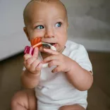 BabyOno hrkálka a hryzátko v tvare ovocných krúžkov 1594